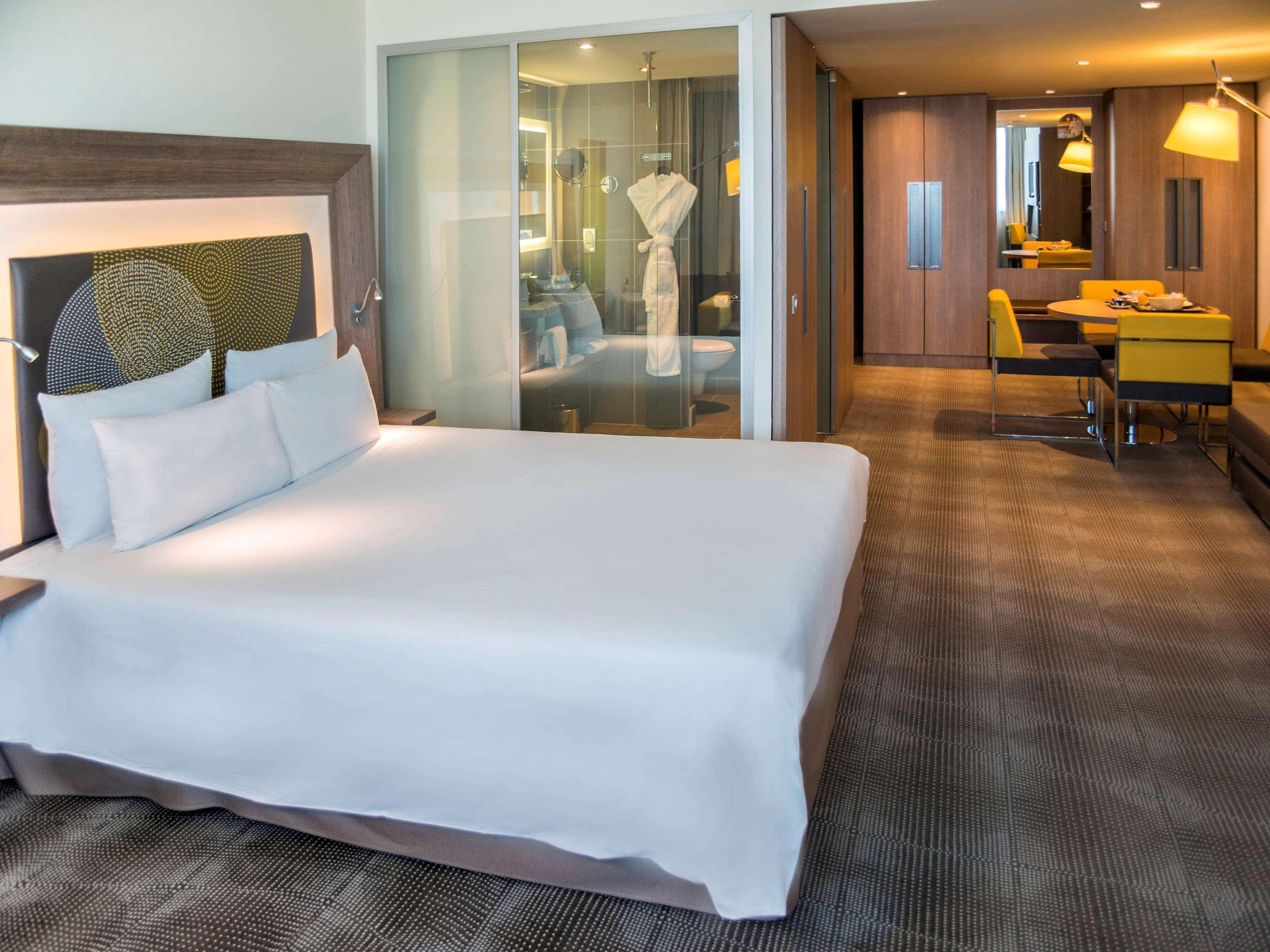 Novotel 4*
