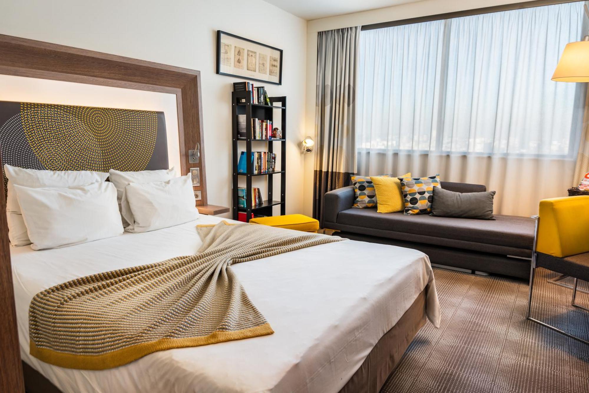 Novotel